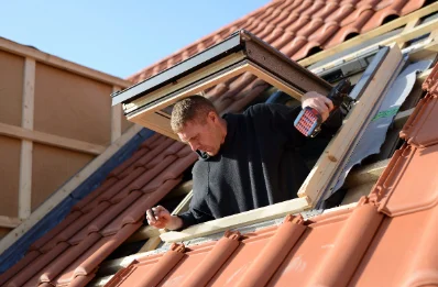 Pose de fenêtres de toit Velux à Gorze